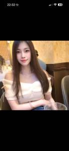 687055997: Chica busca chico en Valencia