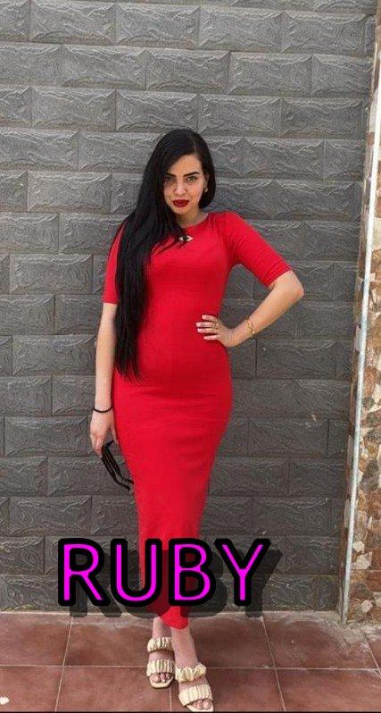 Chica busca chico en Huelva: 