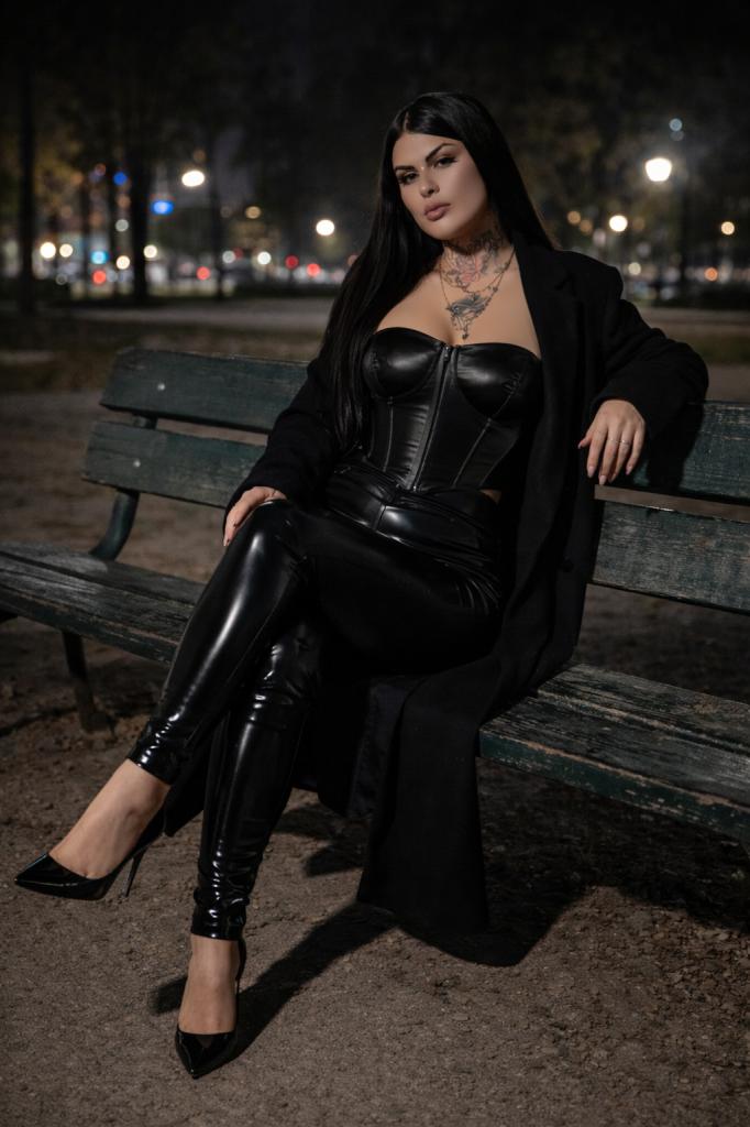 612433230: Travesti en Barcelona