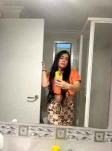 Chica busca chico en Cádiz: 