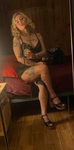 633891588: Chica busca chico en Málaga