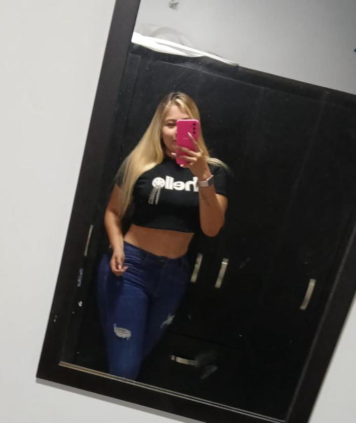 637184955: Chica busca chico en Barcelona