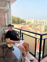 624722482: Chico busca chica en Sevilla