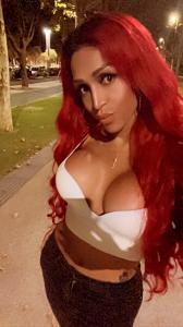 643817499: Travesti en Barcelona