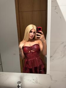 613605303: Travesti en Barcelona