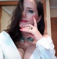 635303303: Chica busca chico en Madrid