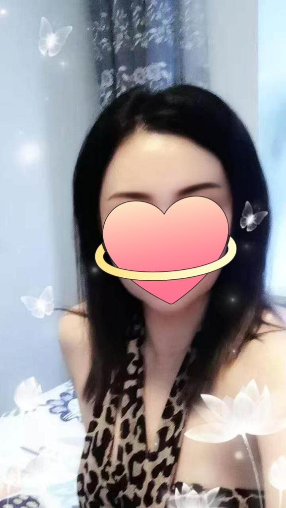 697228183: Chica busca chico en Tarragona