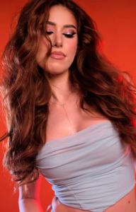 931411933: Chica busca chico en Barcelona