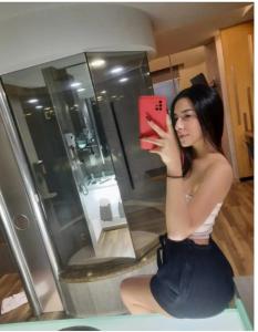 614785155: Chica busca chico en Orense