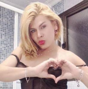 613815787: Chica busca chico en Málaga