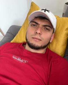 624048920: Chico busca chica en Valladolid