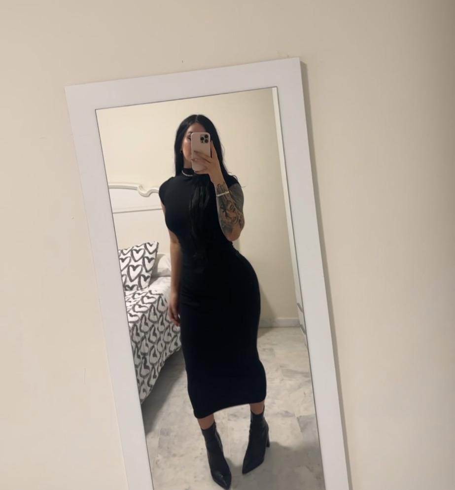 Chica busca chico en Cádiz: 