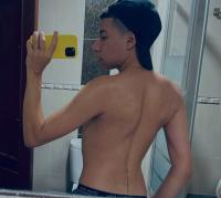 610882979: Chico busca chica en Cádiz