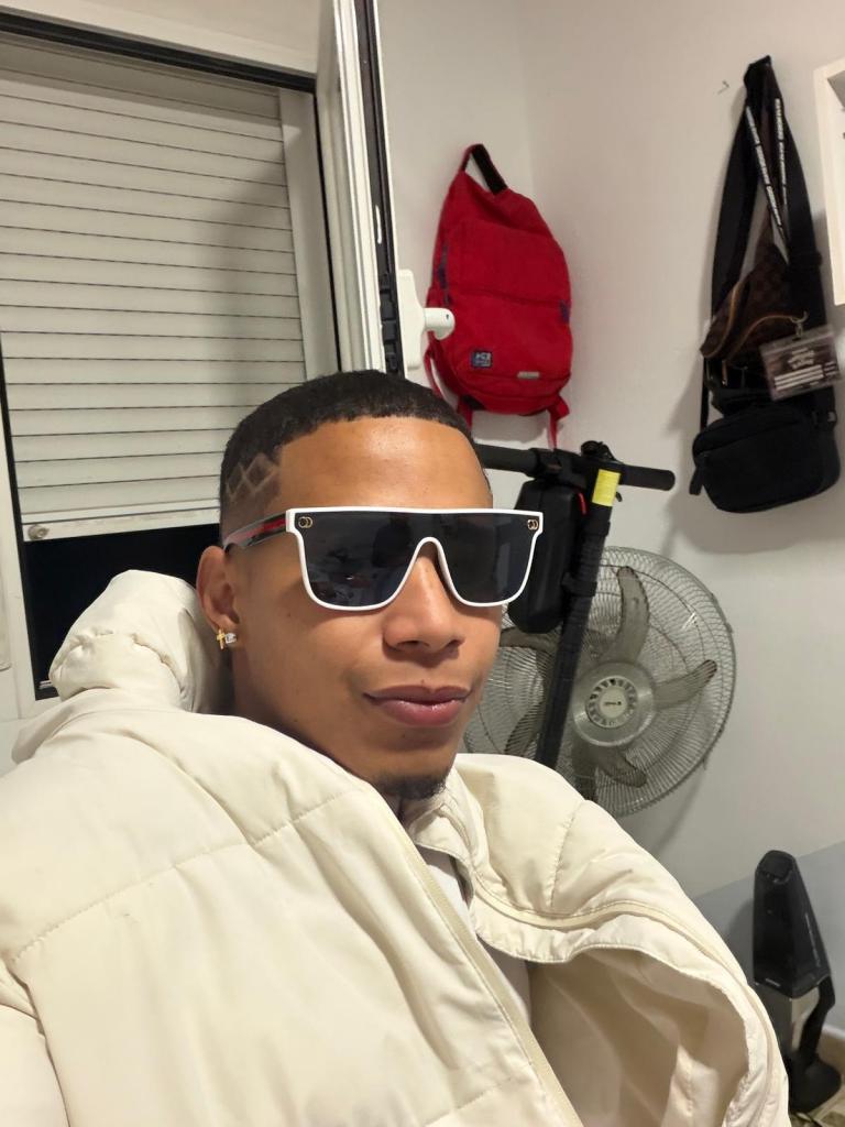 Chico busca chica en Barcelona: 