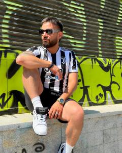 Chico busca chica en Madrid: 