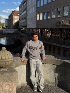 662257153: Chico busca chica en Madrid