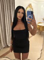 670994947: Chica busca chico en Málaga