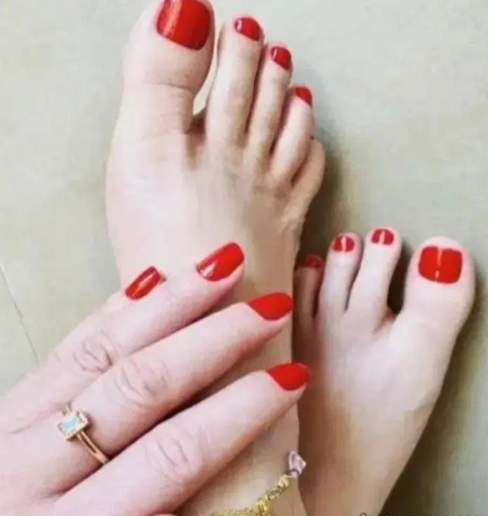 Chica busca chico en Asturias: 