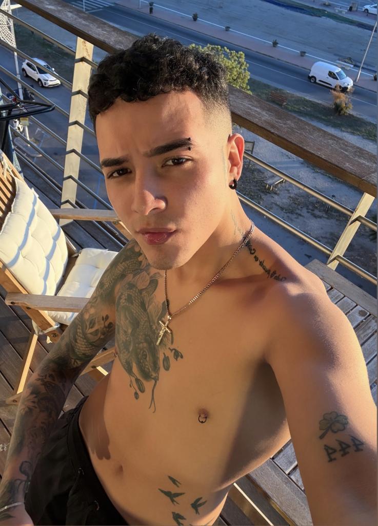 Chico busca chica en Tarragona: 