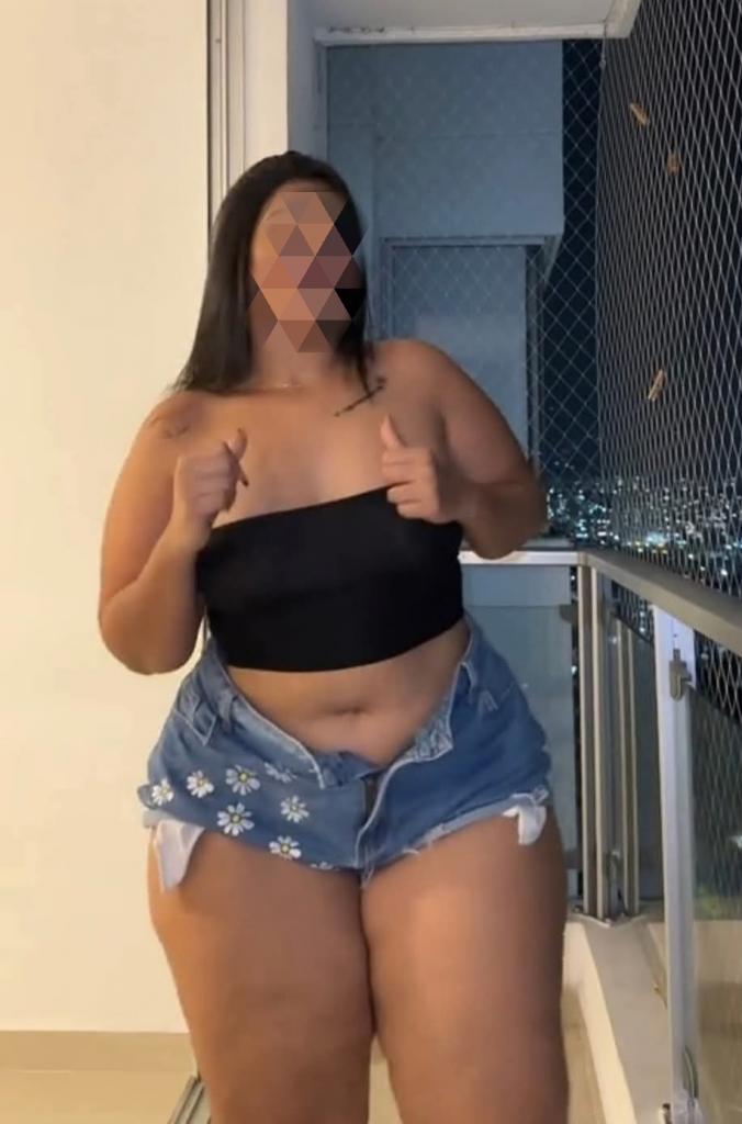 Chica busca chico en Huelva: 