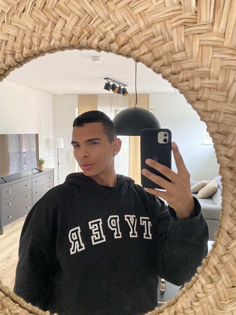 Chico busca chica en Valencia: 