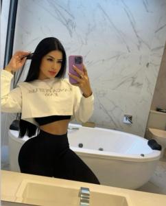 611259838: Chica busca chico en Málaga