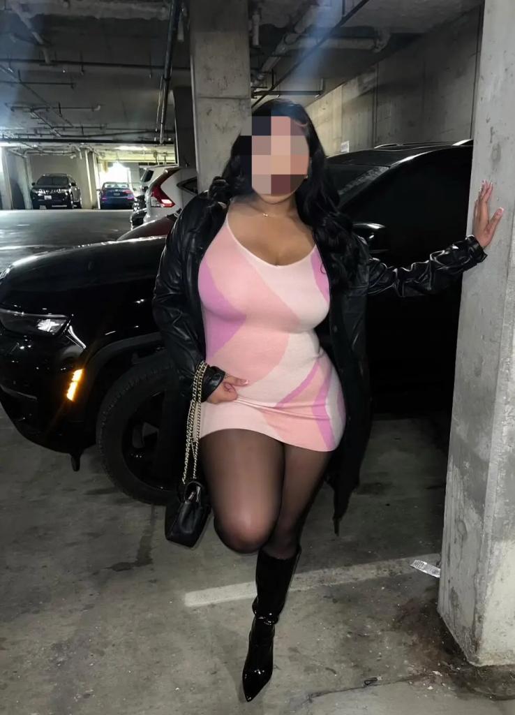 632458013: Chica busca chico en Barcelona