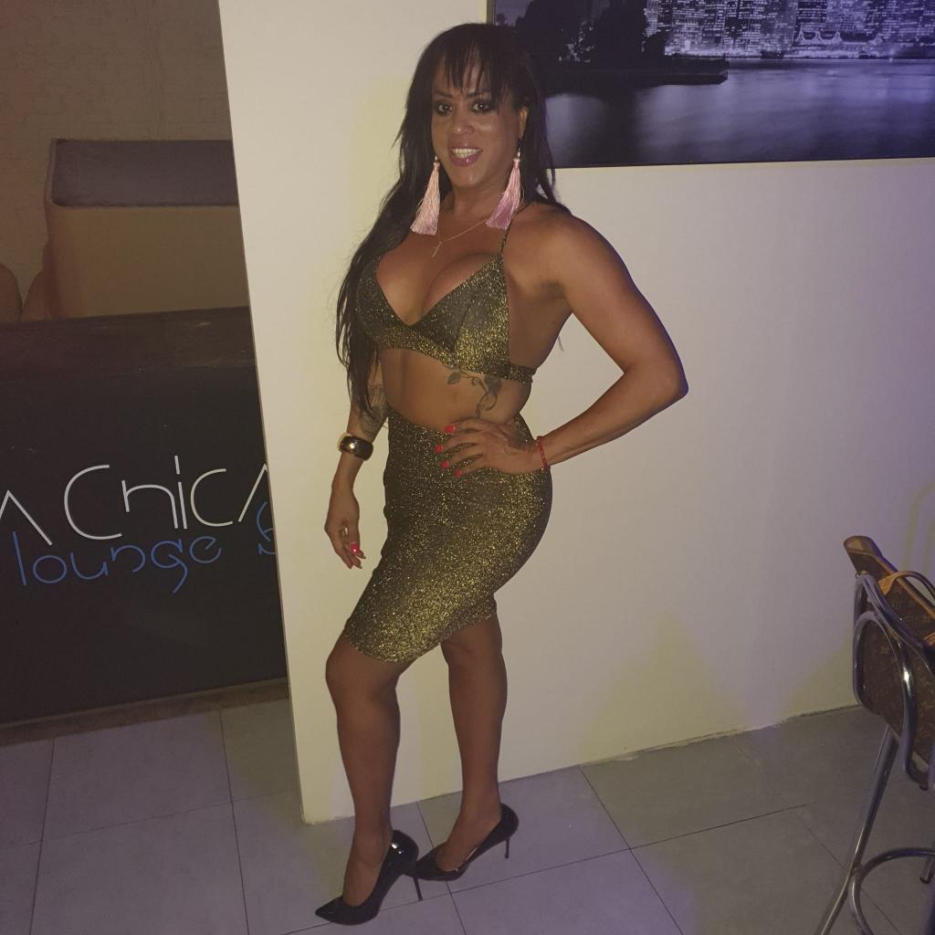 614169588: Transexual en La Coruña