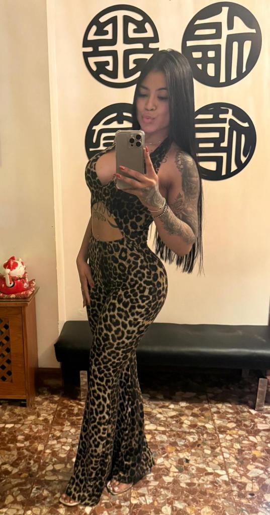 Chica busca chico en Barcelona: 