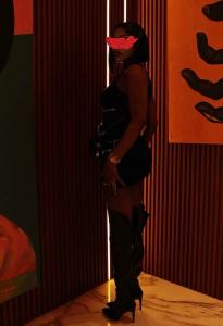 643760971: Chica busca chico en Tenerife