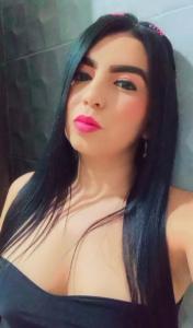 672954121: Chica busca chico en Cáceres