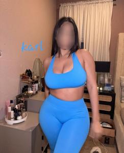 665732088: Chica busca chico en Barcelona