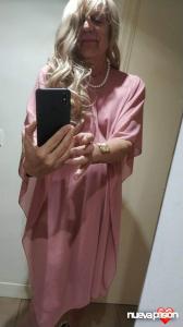 644160433: Chica busca chico en Sevilla