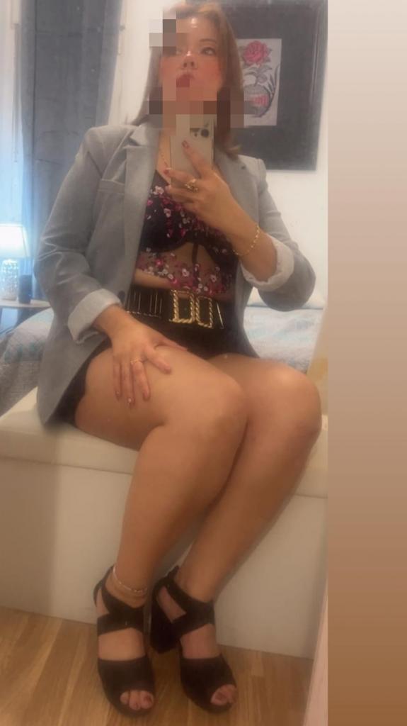 Chica busca chico en Cádiz: 