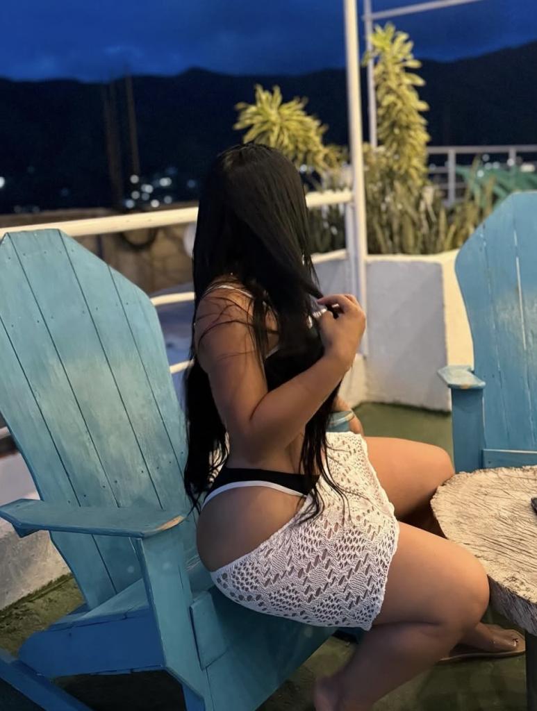 614874641: Chica busca chico en Gerona