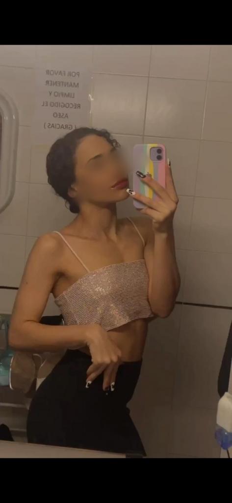 Chica busca chico en Alicante: 