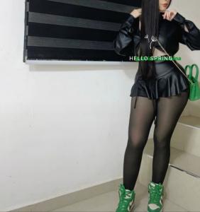 613961256: Chica busca chico en Cádiz