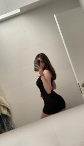 614854152: Chica busca chico en Navarra