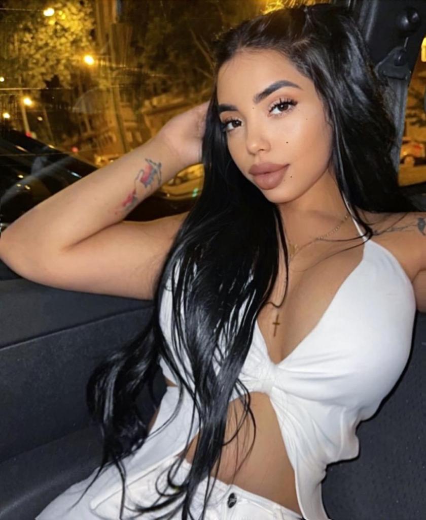 Chica busca chico en Almería: 