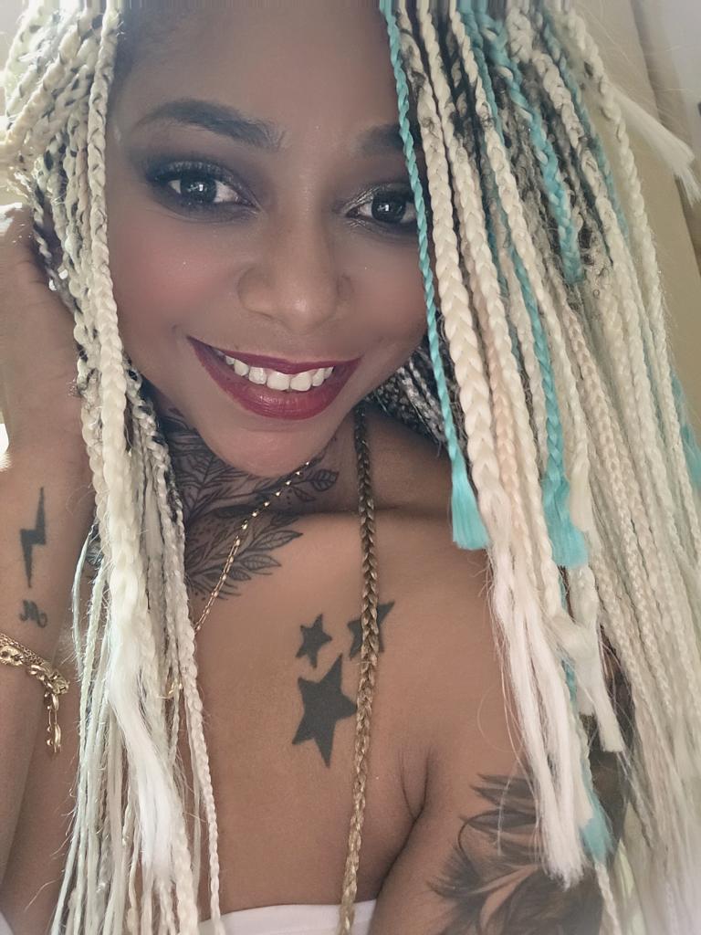 666299210: Chica busca chico en Ibiza