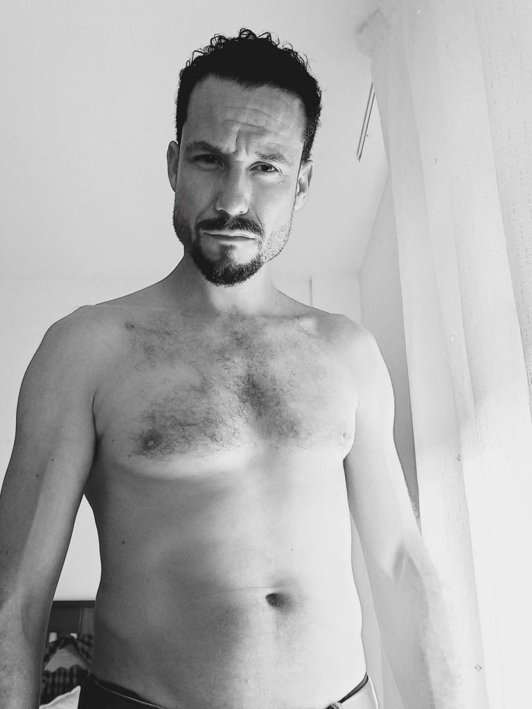 Chico busca chica en Madrid: 