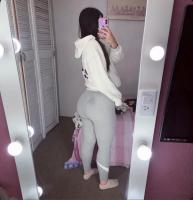 691482245: Chica busca chico en Sevilla