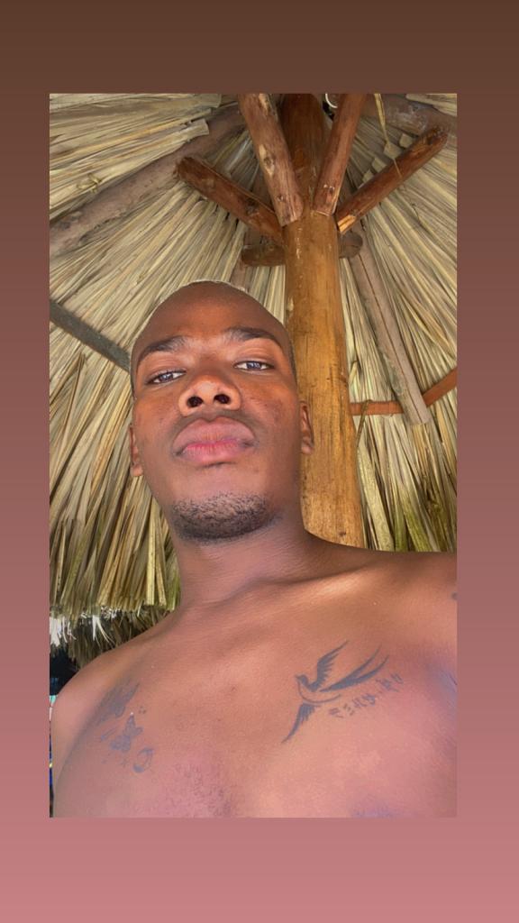 658769059: Chico busca chica en Málaga