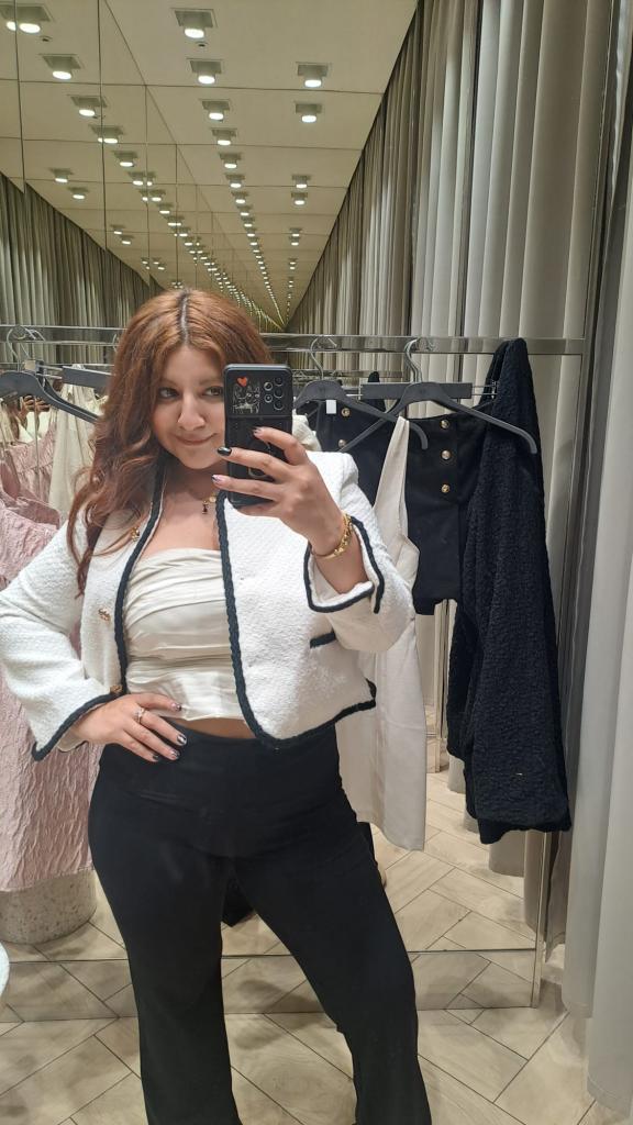 Chica busca chico en Almería: 