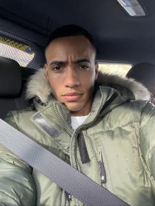 Chico busca chica en La Coruña: 